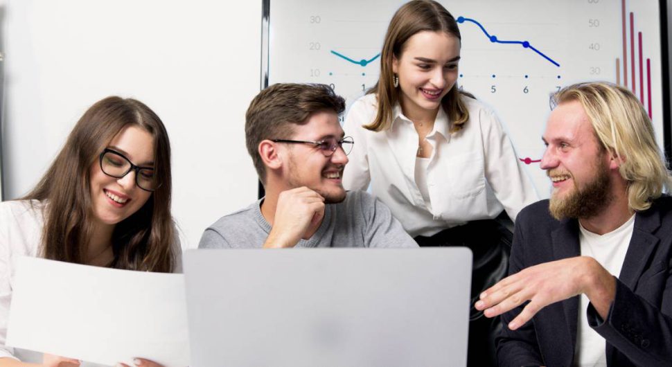 Wie KI-basierte RFP-Produkte Vertriebsteams unterstützen